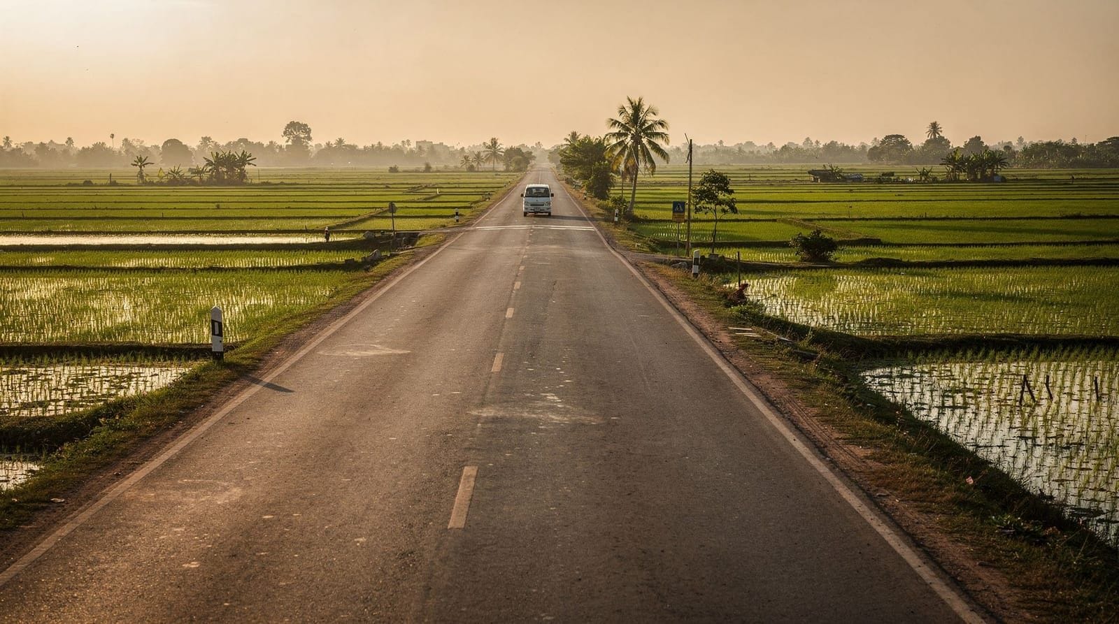 Siem Reap to Phnom Penh: bus, flight and boat compared — Bus takes 5-6 hours (~$8-15), flight 45 minutes (~$50-120), boat 5-6 hours seaso